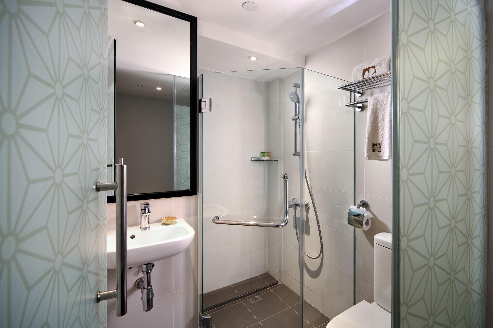 Hotel Clover 33 Jalan Sultan Singapore Exterior photo