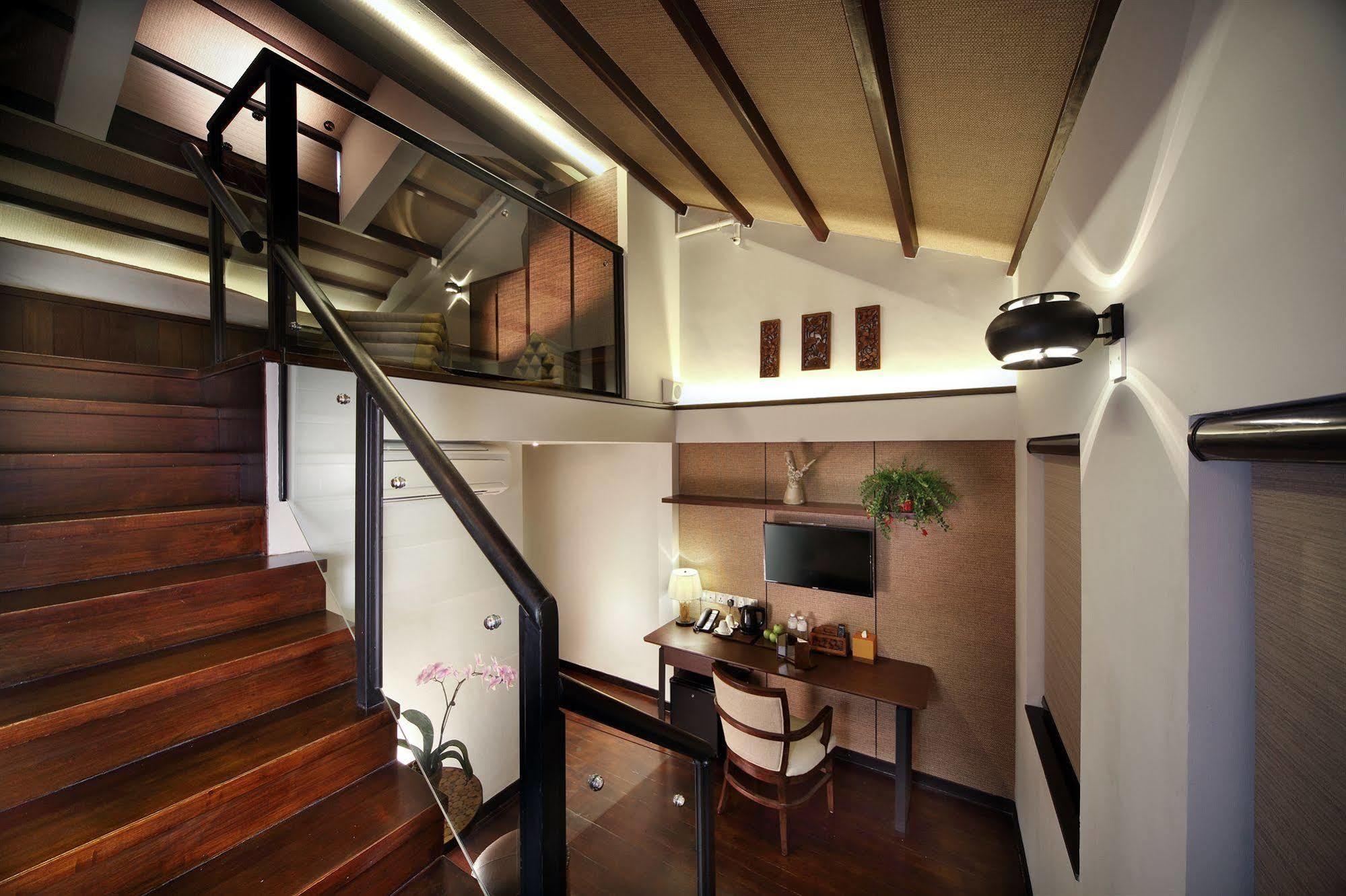 Hotel Clover 33 Jalan Sultan Singapore Exterior photo
