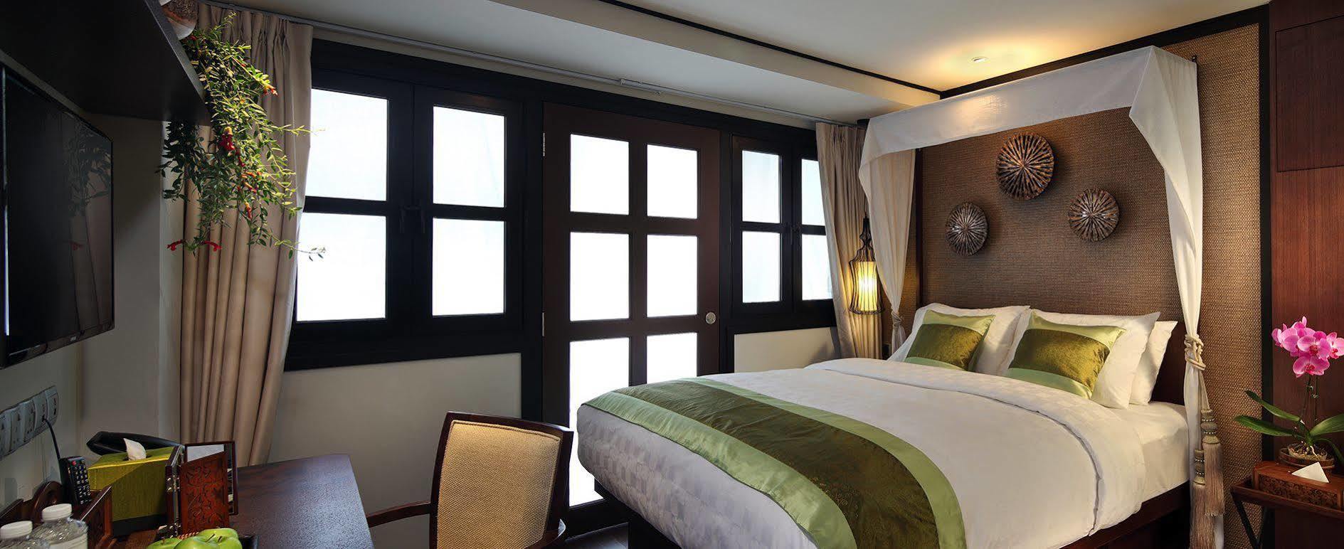Hotel Clover 33 Jalan Sultan Singapore Exterior photo