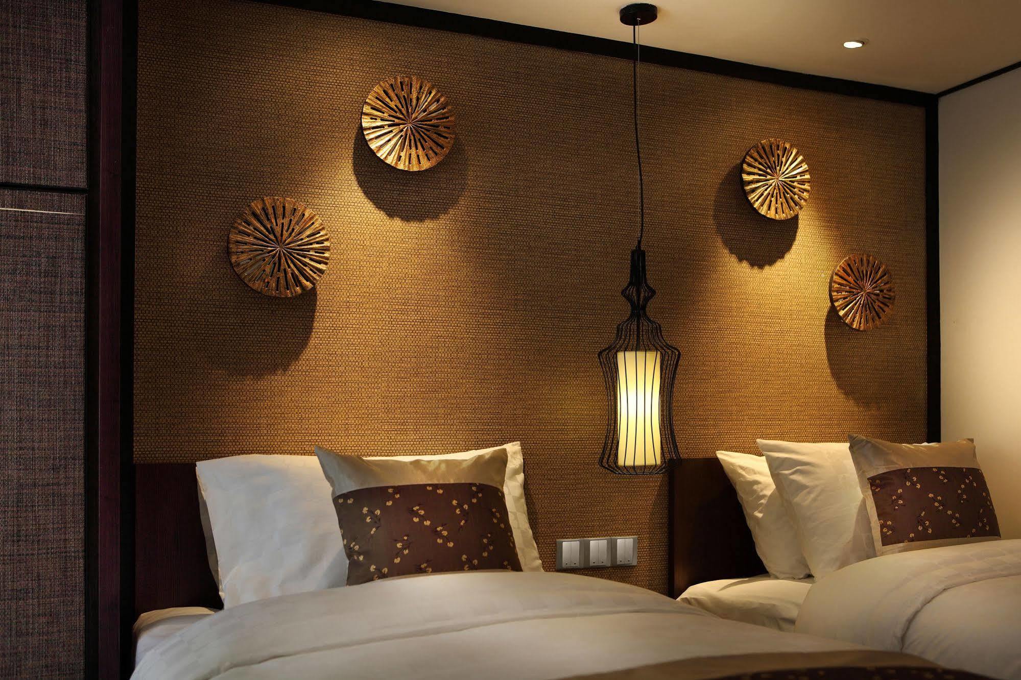 Hotel Clover 33 Jalan Sultan Singapore Exterior photo